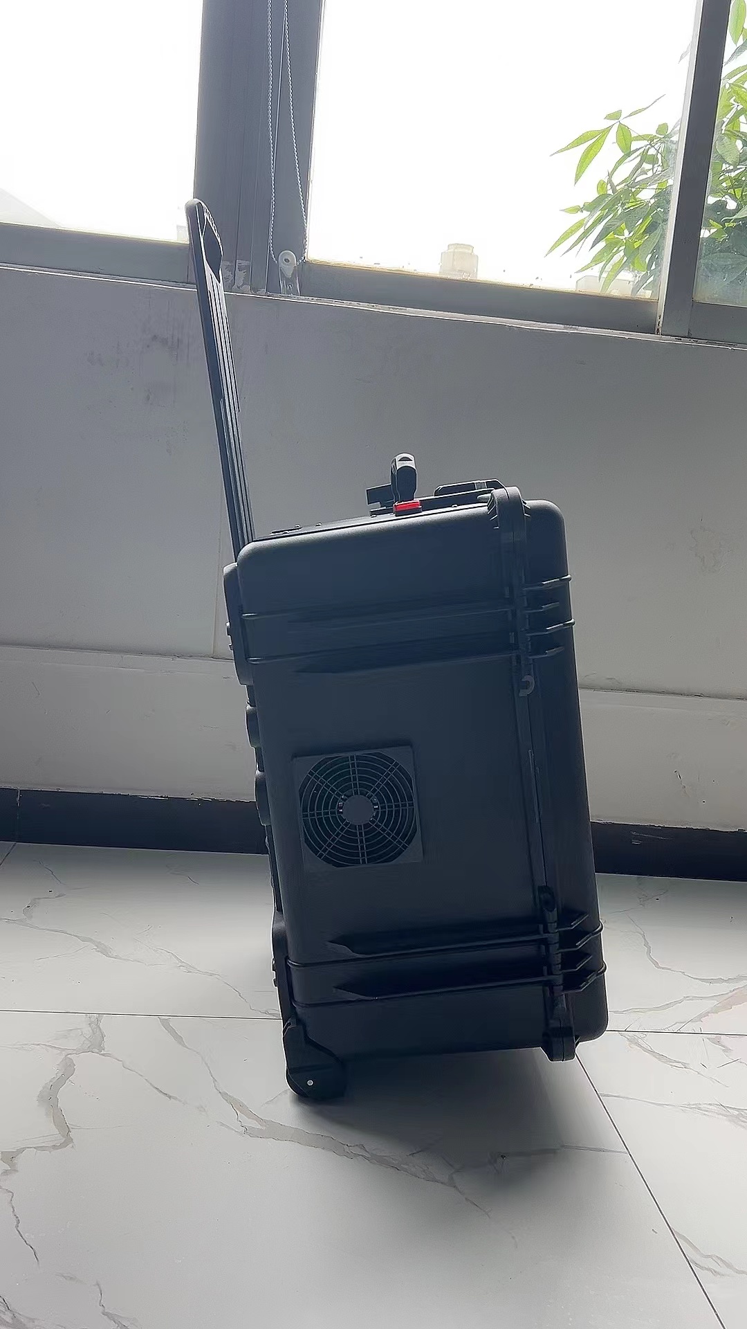 沾化手拉箱型移动通信干扰器